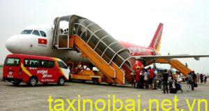 Xe mini bus của hãng Vietjet Air